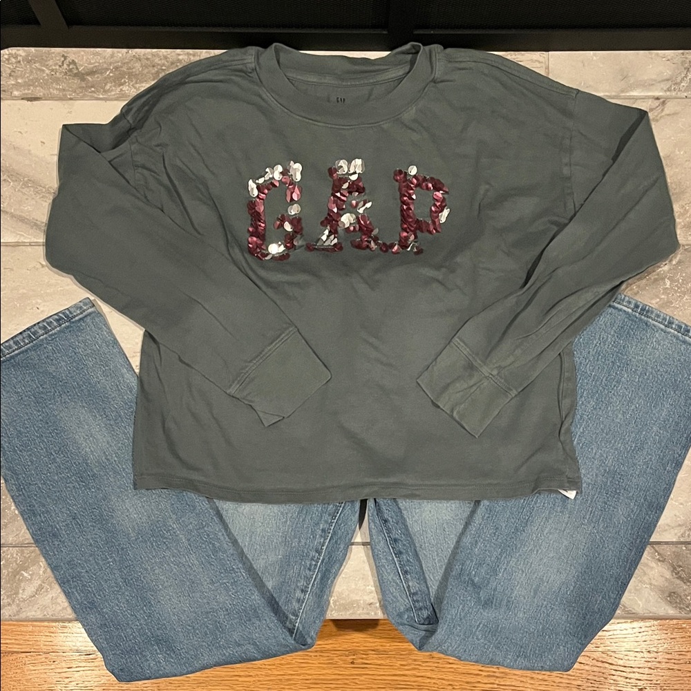 GAP Kids Gray and Pink Sequins Top and Distressed Old Navy Jeans
